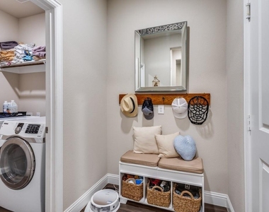 2821 Inn Kitchen Way - Photo Thumbnail 19