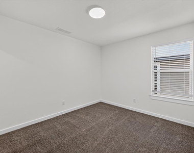 610 E Texas Street - Photo Thumbnail 11