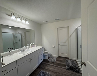 17 Cherryridge Drive - Photo Thumbnail 11