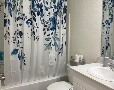 17 Cherryridge Drive - Photo Thumbnail 6