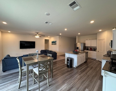 17 Cherryridge Drive - Photo Thumbnail 3