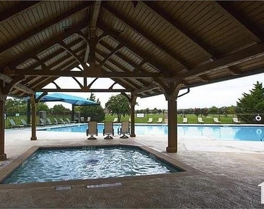 10620 Colfax Drive - Photo Thumbnail 16
