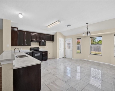 2313 Belmont Park Drive - Photo Thumbnail 7