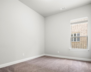 4100 Angelina Drive - Photo Thumbnail 19