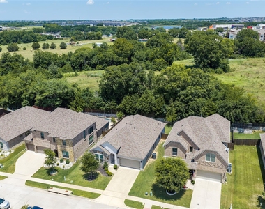 4100 Angelina Drive - Photo Thumbnail 24