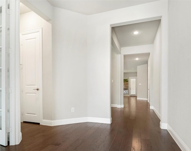 4100 Angelina Drive - Photo Thumbnail 1