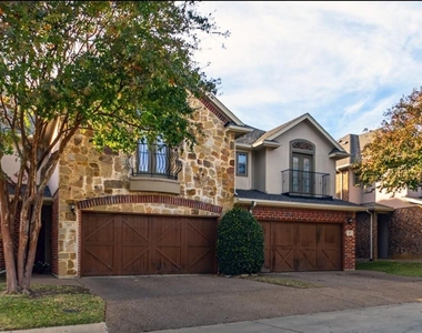 117 Corinna Court - Photo Thumbnail 1