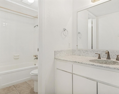 12888 Montfort Drive - Photo Thumbnail 12