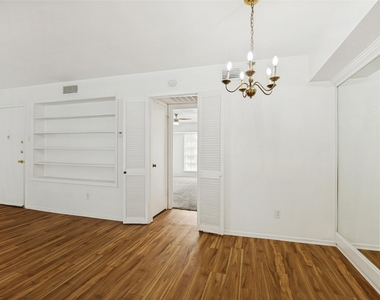 12888 Montfort Drive - Photo Thumbnail 6