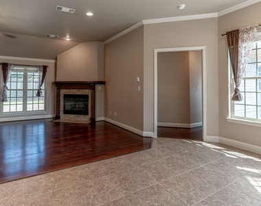 1200 Chaparral Lane - Photo Thumbnail 11