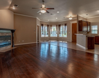 1200 Chaparral Lane - Photo Thumbnail 9