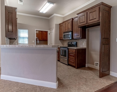 1200 Chaparral Lane - Photo Thumbnail 15