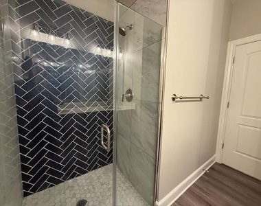 310 Evening Shade Lane - Photo Thumbnail 19