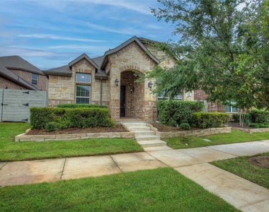 820 10th Street - Photo Thumbnail 6