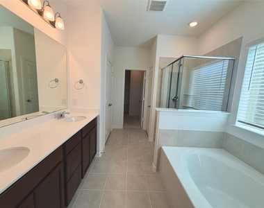1609 Gulin - Photo Thumbnail 16