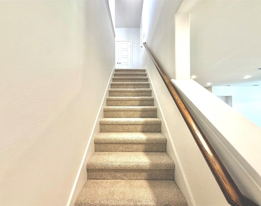 1609 Gulin - Photo Thumbnail 23