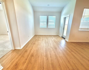 1609 Gulin - Photo Thumbnail 13