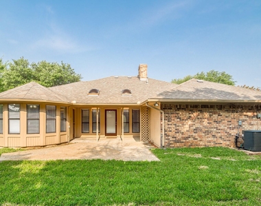 500 Cross Bend Court - Photo Thumbnail 38