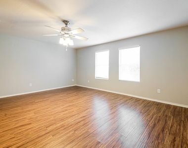 2809 Spencer Circle - Photo Thumbnail 10