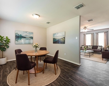 2809 Spencer Circle - Photo Thumbnail 6