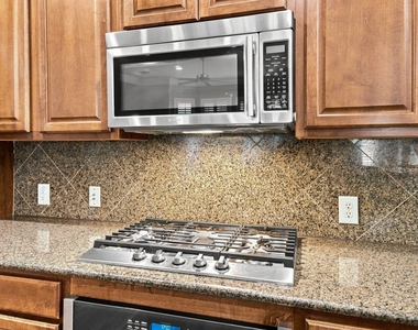 4330 Holland Avenue - Photo Thumbnail 12