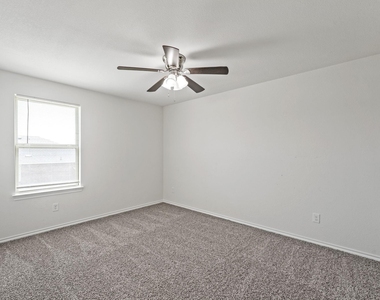 728 Fueller Drive - Photo Thumbnail 22