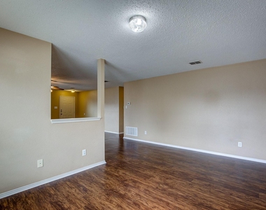 5433 Scotts Valley Street - Photo Thumbnail 10