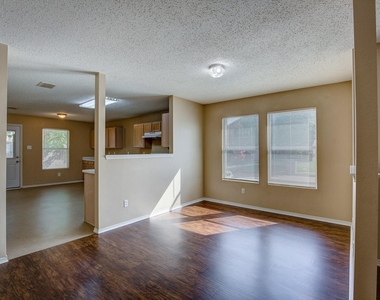 5433 Scotts Valley Street - Photo Thumbnail 9