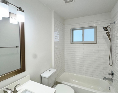 5010 San Jacinto Street - Photo Thumbnail 6