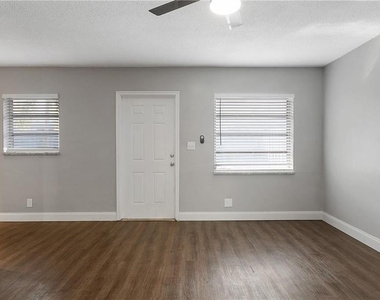 510 Sw 20th - Photo Thumbnail 5