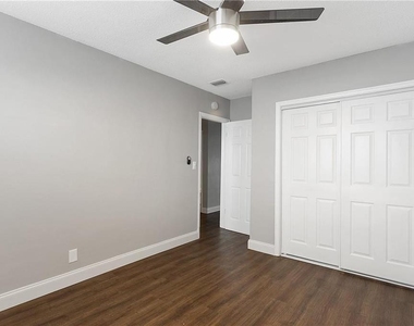 510 Sw 20th - Photo Thumbnail 8
