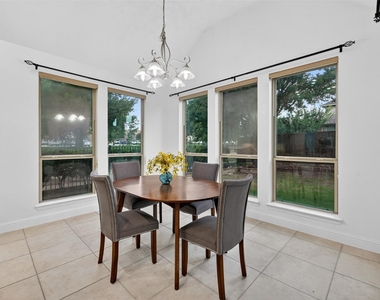 10811 Morro Bay Lane - Photo Thumbnail 12