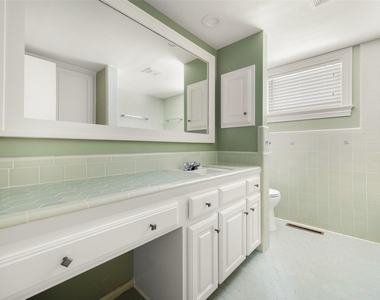 3813 Purdue Avenue - Photo Thumbnail 9