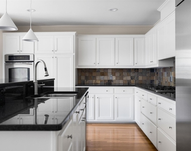 3813 Purdue Avenue - Photo Thumbnail 4