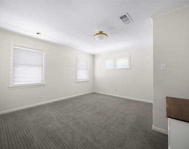 3813 Purdue Avenue - Photo Thumbnail 16