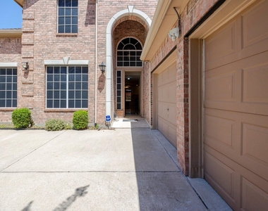 10002 River Bend Drive - Photo Thumbnail 6