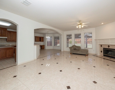 10002 River Bend Drive - Photo Thumbnail 12