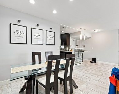2581 Carambola Circle N - Photo Thumbnail 9