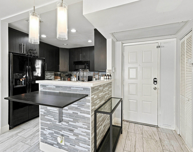 2581 Carambola Circle N - Photo Thumbnail 4