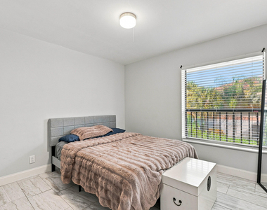 2581 Carambola Circle N - Photo Thumbnail 18