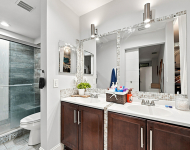 2581 Carambola Circle N - Photo Thumbnail 16