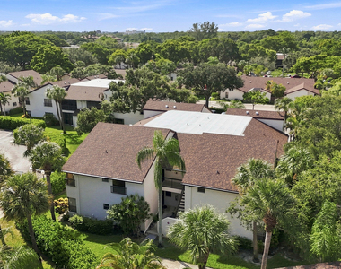 2581 Carambola Circle N - Photo Thumbnail 28