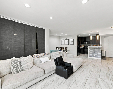 2581 Carambola Circle N - Photo Thumbnail 11