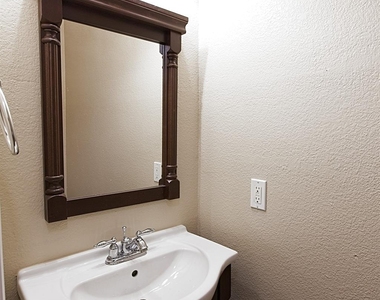 1201 Rain Fern Drive - Photo Thumbnail 10