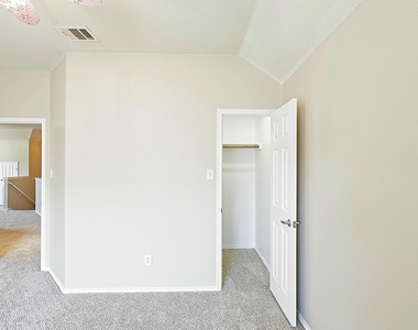 1201 Rain Fern Drive - Photo Thumbnail 34