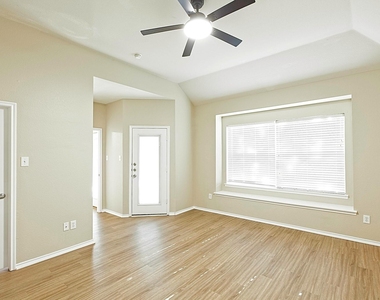 1201 Rain Fern Drive - Photo Thumbnail 13