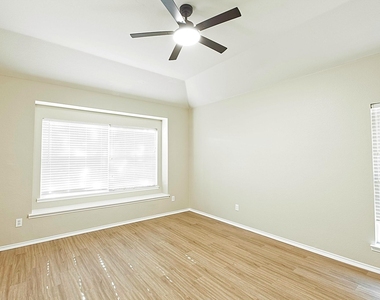 1201 Rain Fern Drive - Photo Thumbnail 14