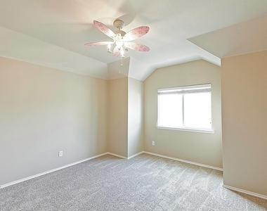 1201 Rain Fern Drive - Photo Thumbnail 31