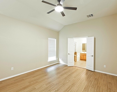 1201 Rain Fern Drive - Photo Thumbnail 11