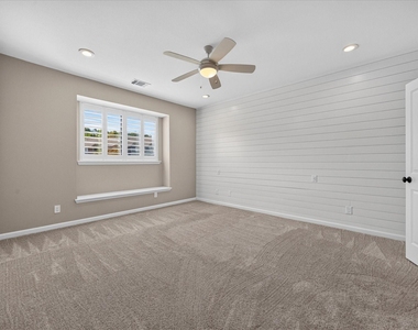 1910 Signal Ridge Place - Photo Thumbnail 17